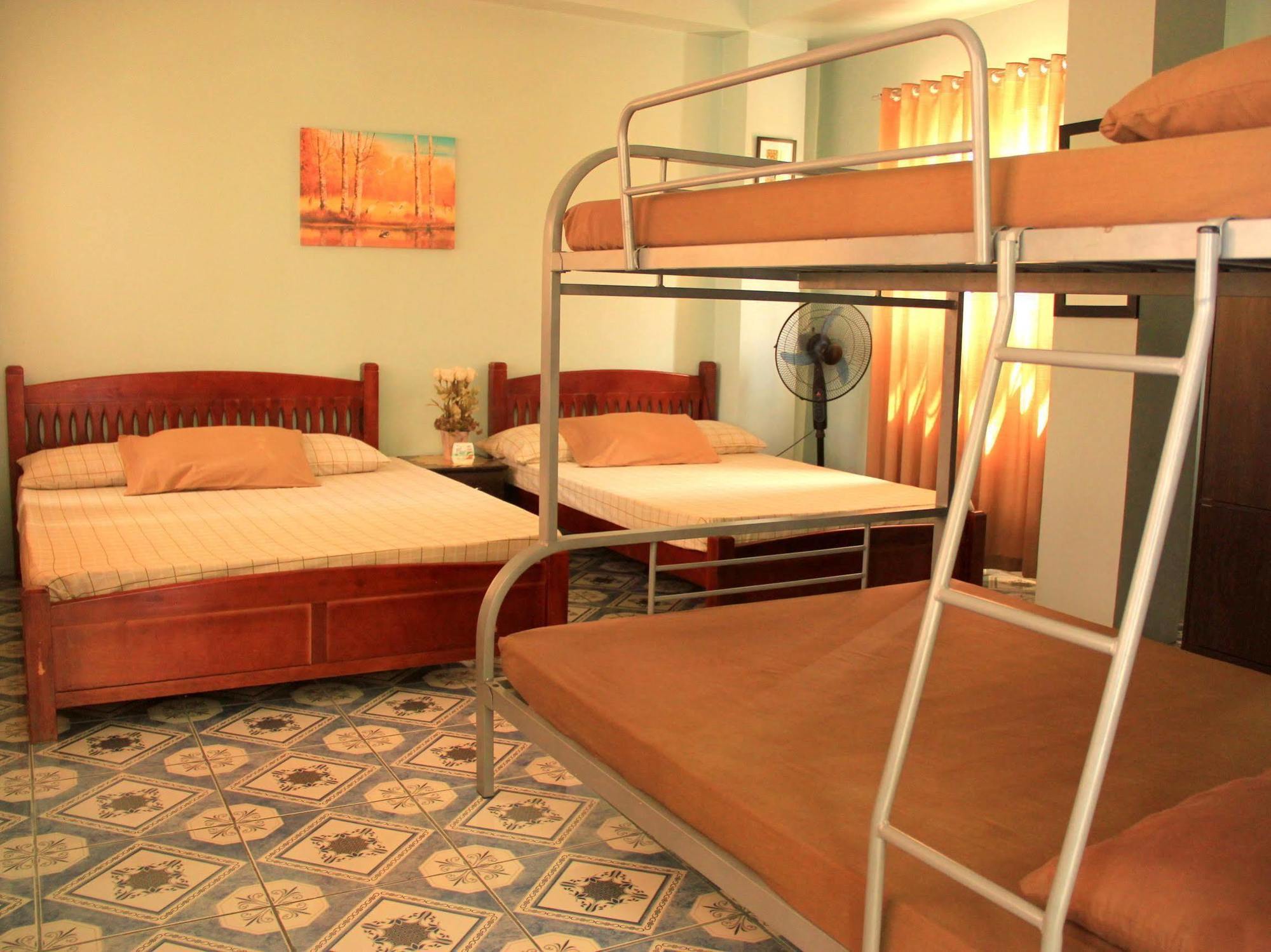 Agua Villa Cebu Exterior photo